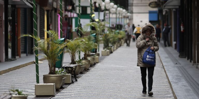 Inverno começa neste domingo no Brasil e terá impacto do El Niño inverno-comeca-neste-domingo-no-brasil-e-tera-impacto-do-el-nino